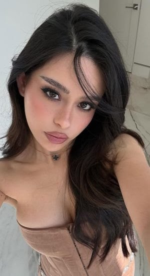 Tugba Nur - İstanbul Escort Bayan